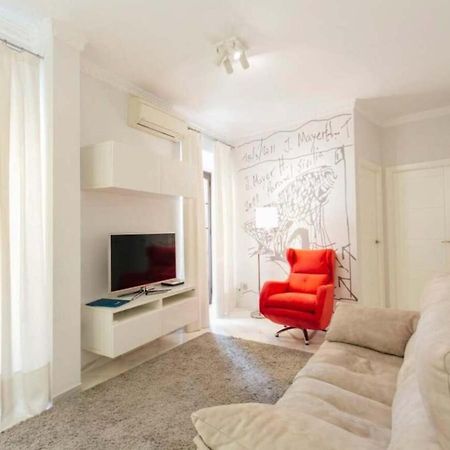 Minimalism And Modern- 2Bd 1Bth- Las Setas Sevilla Eksteriør billede