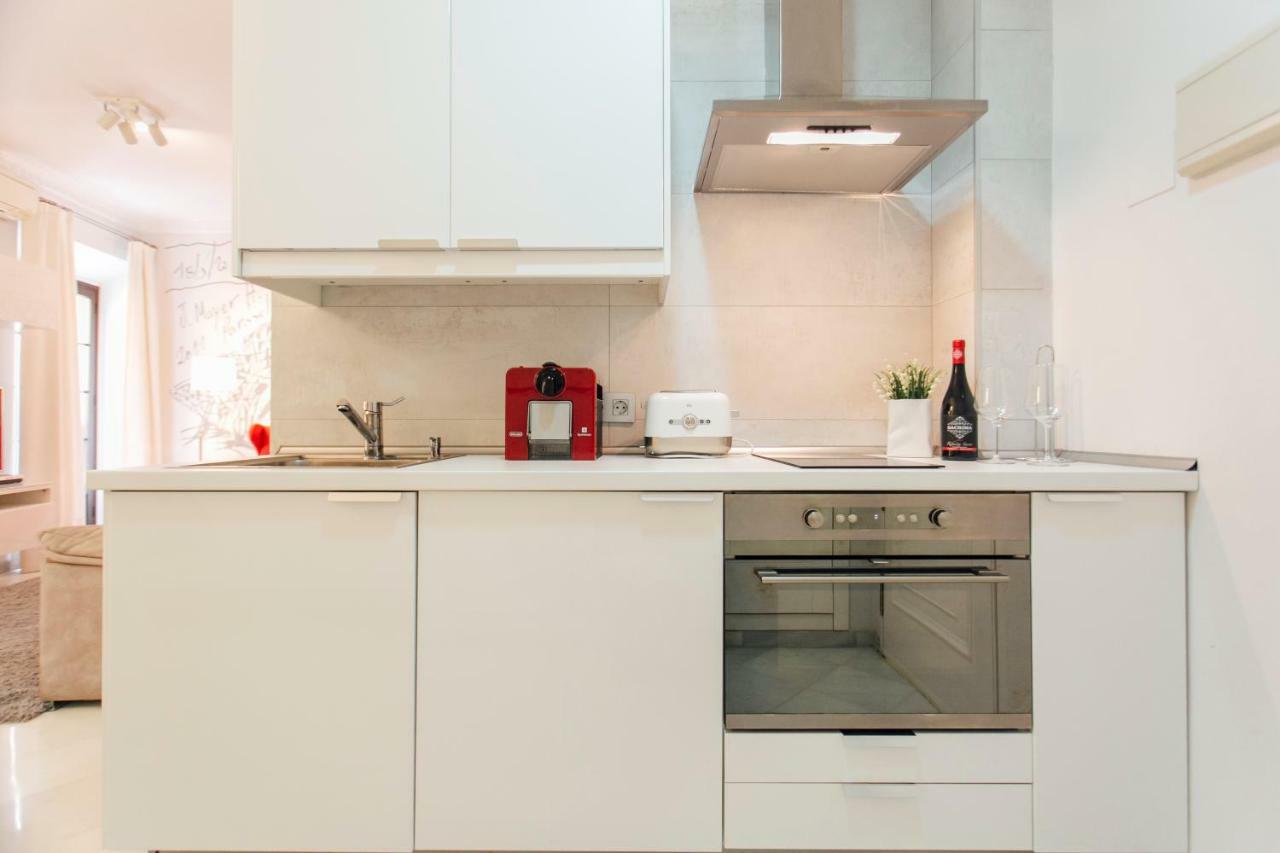 Minimalism And Modern- 2Bd 1Bth- Las Setas Sevilla Eksteriør billede
