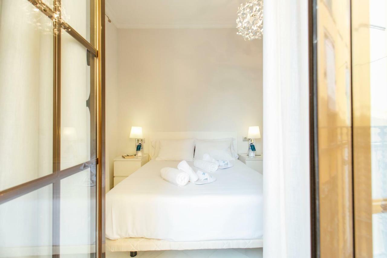 Minimalism And Modern- 2Bd 1Bth- Las Setas Sevilla Eksteriør billede